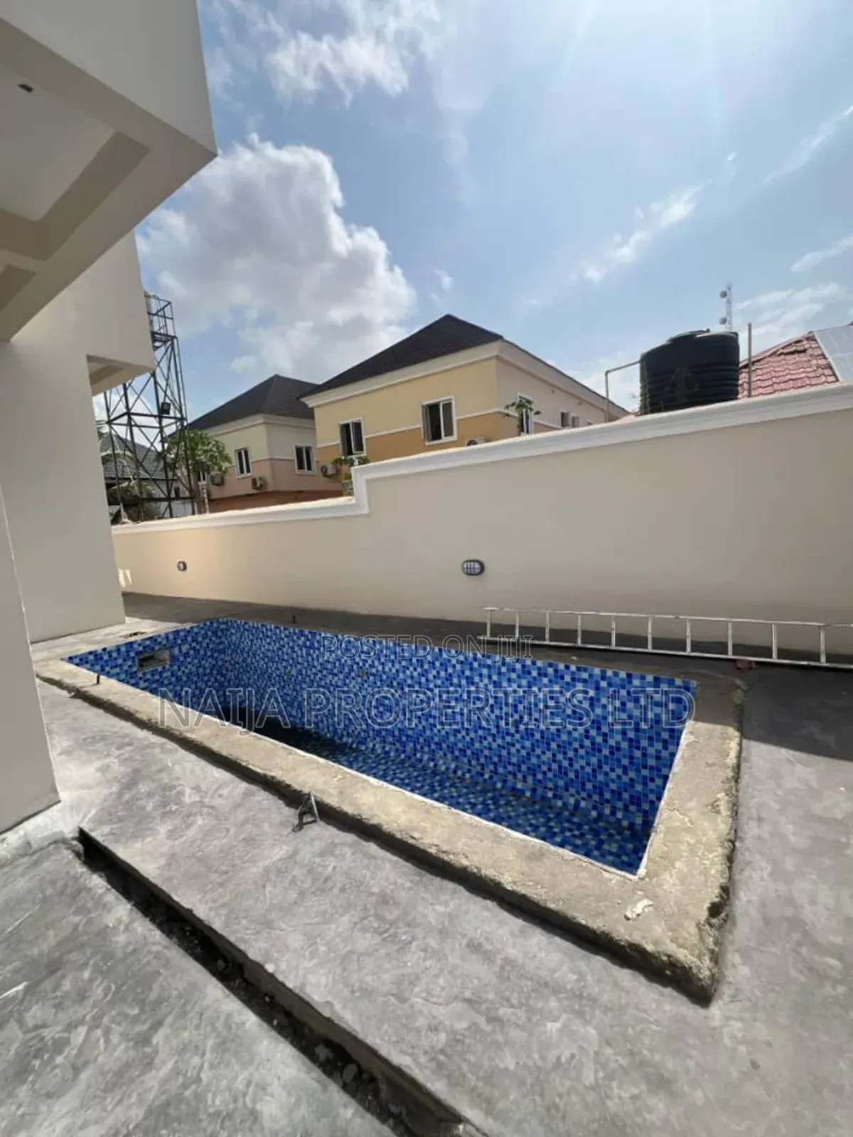 6bdrm Duplex in Off Durosimi Etti, Lekki Phase 1 for sale in Lekki Phase 1