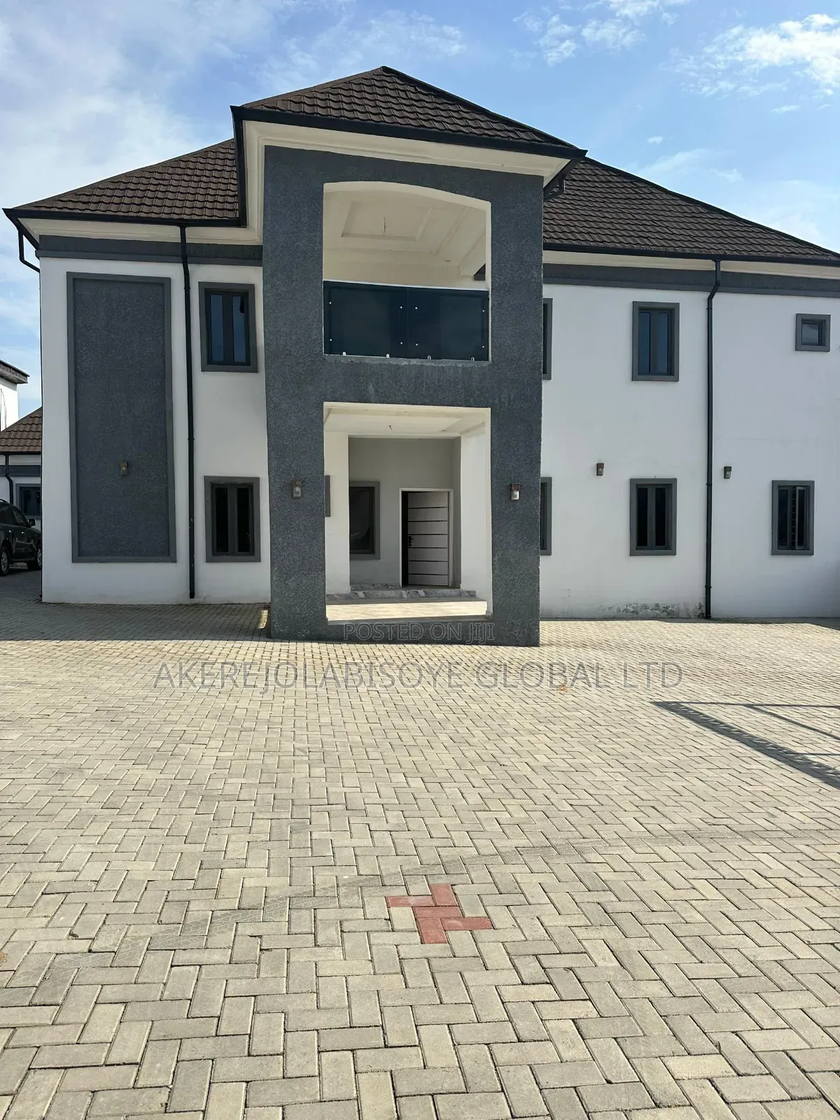 5bdrm Duplex in Naf Valley Asokoro for sale in Asokoro
