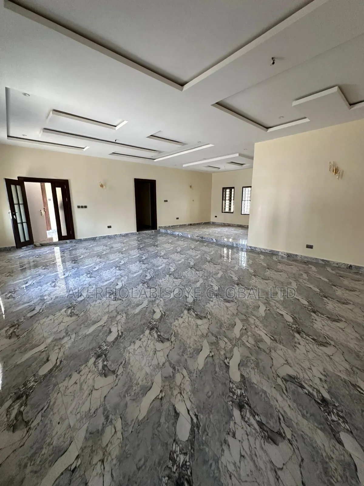 5bdrm Duplex in Naf Valley Asokoro for sale in Asokoro