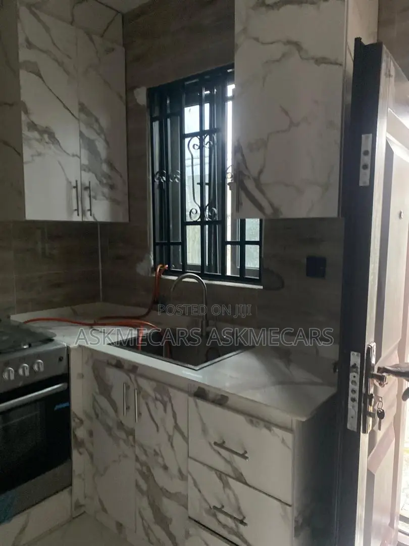 3bdrm Duplex in Gra, Abijo for rent in Abijo
