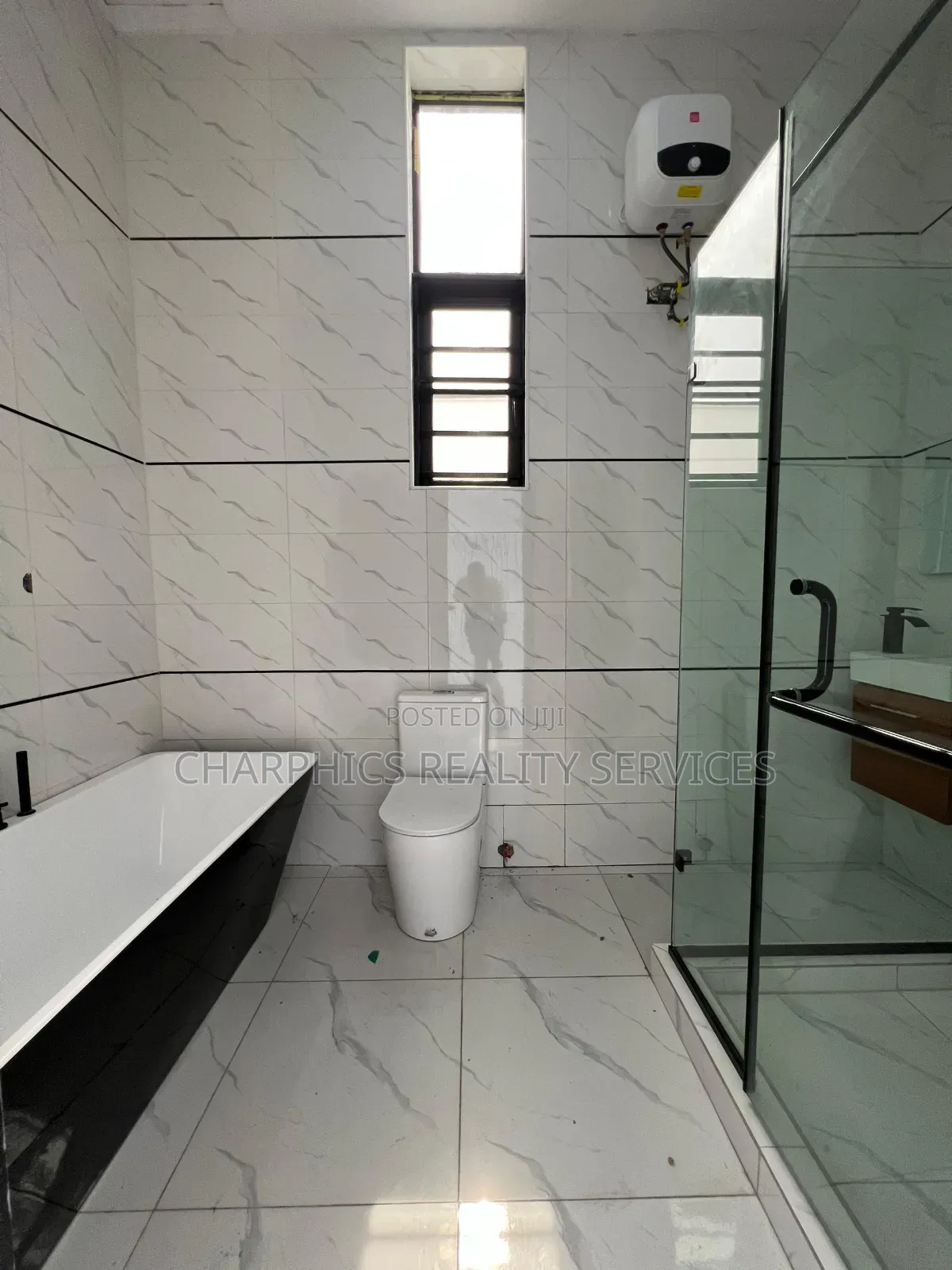 4bdrm Duplex in Lekki Phase 2 for sale in Lekki Phase 2