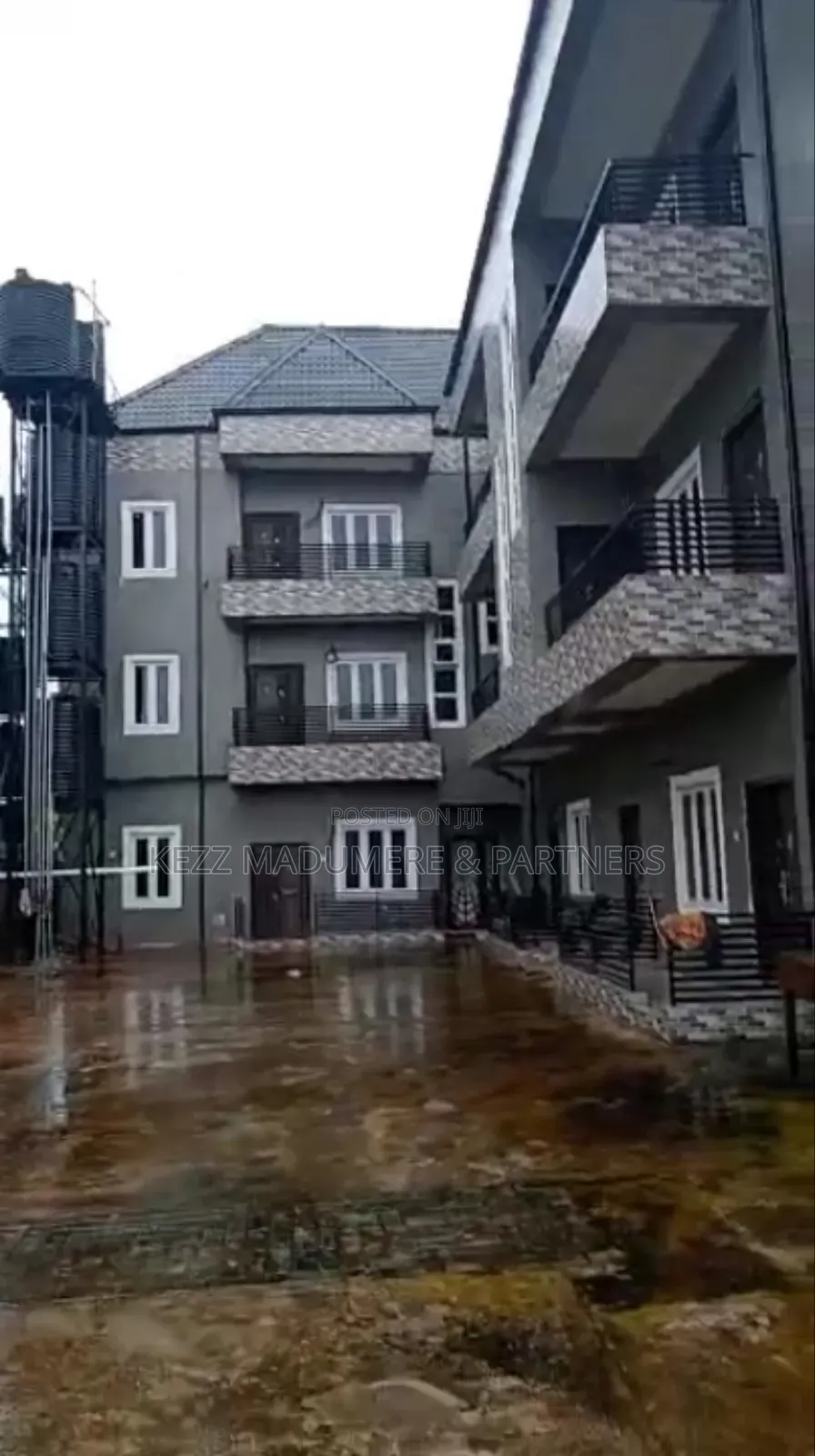 9bdrm Block of Flats in Behind Shoprite, for sale in Owerri