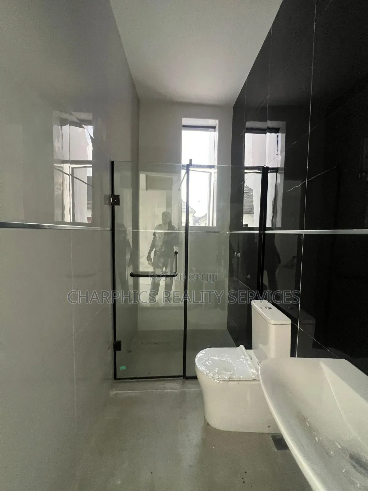 4bdrm Duplex in Lekki Phase 2 for sale in Lekki Phase 2