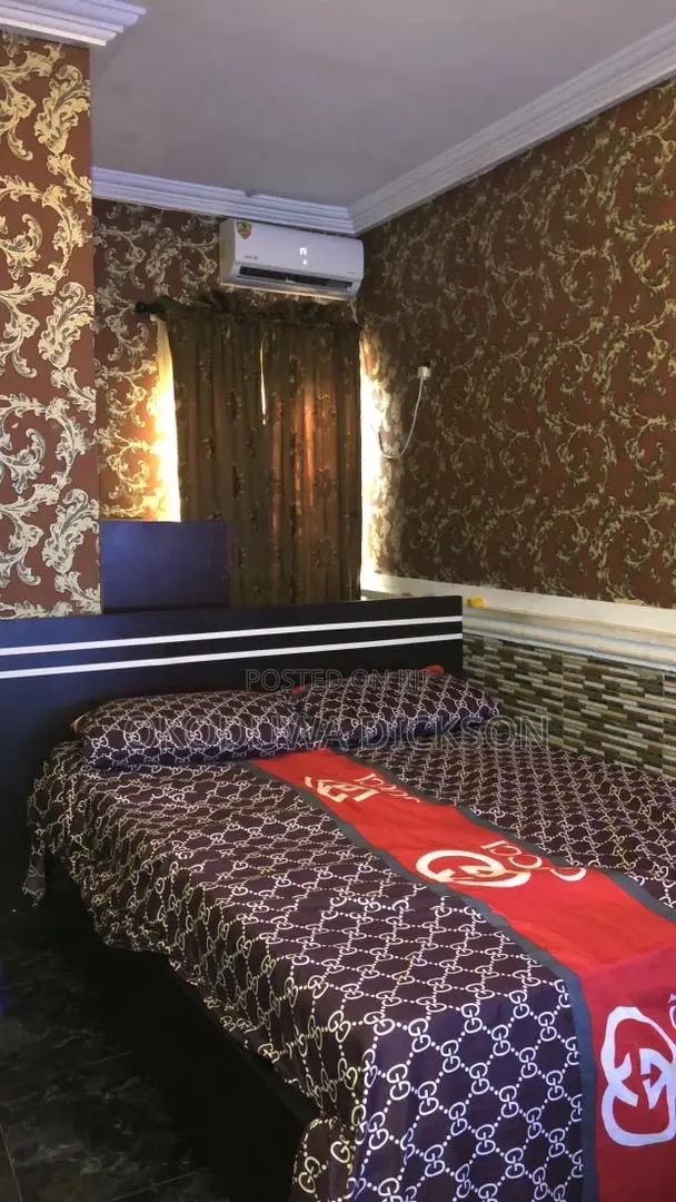 A Room En-suite In Abraham Adesonya Estate in Abraham Adesanya Estate