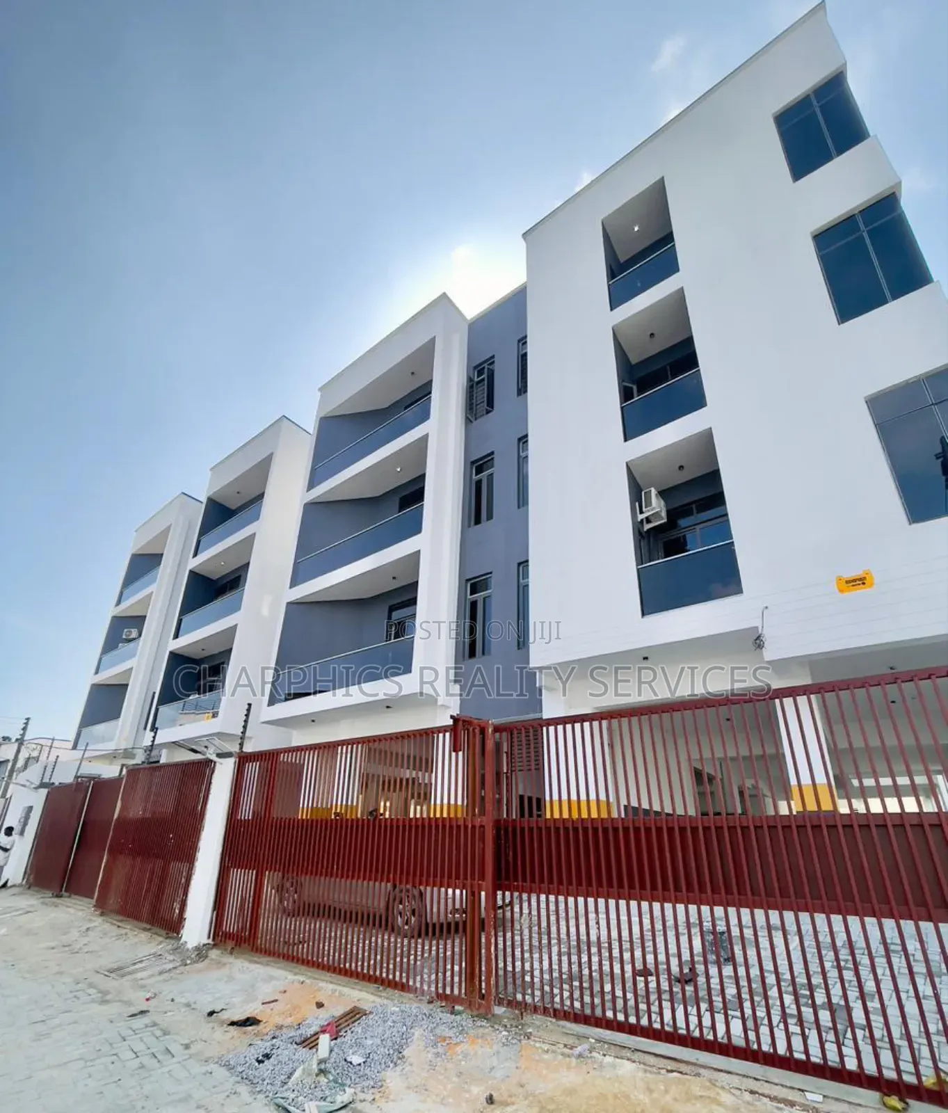 2bdrm Apartment in Lekki Phase 2 for sale in Lekki Phase 2