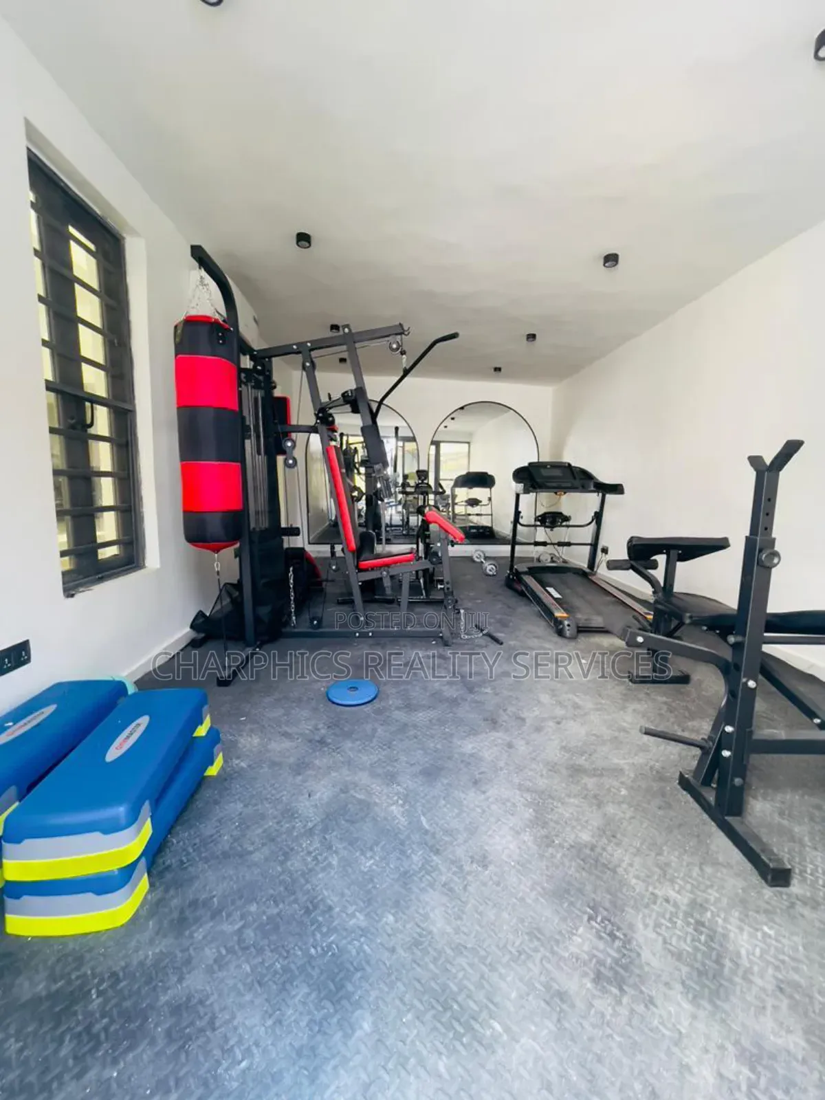 2bdrm Apartment in Lekki Phase 2 for sale in Lekki Phase 2