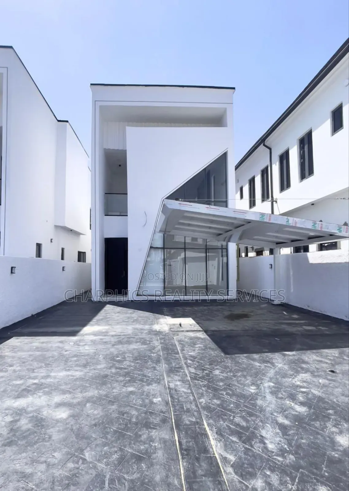 5bdrm Duplex in Ajah for sale in Ajah