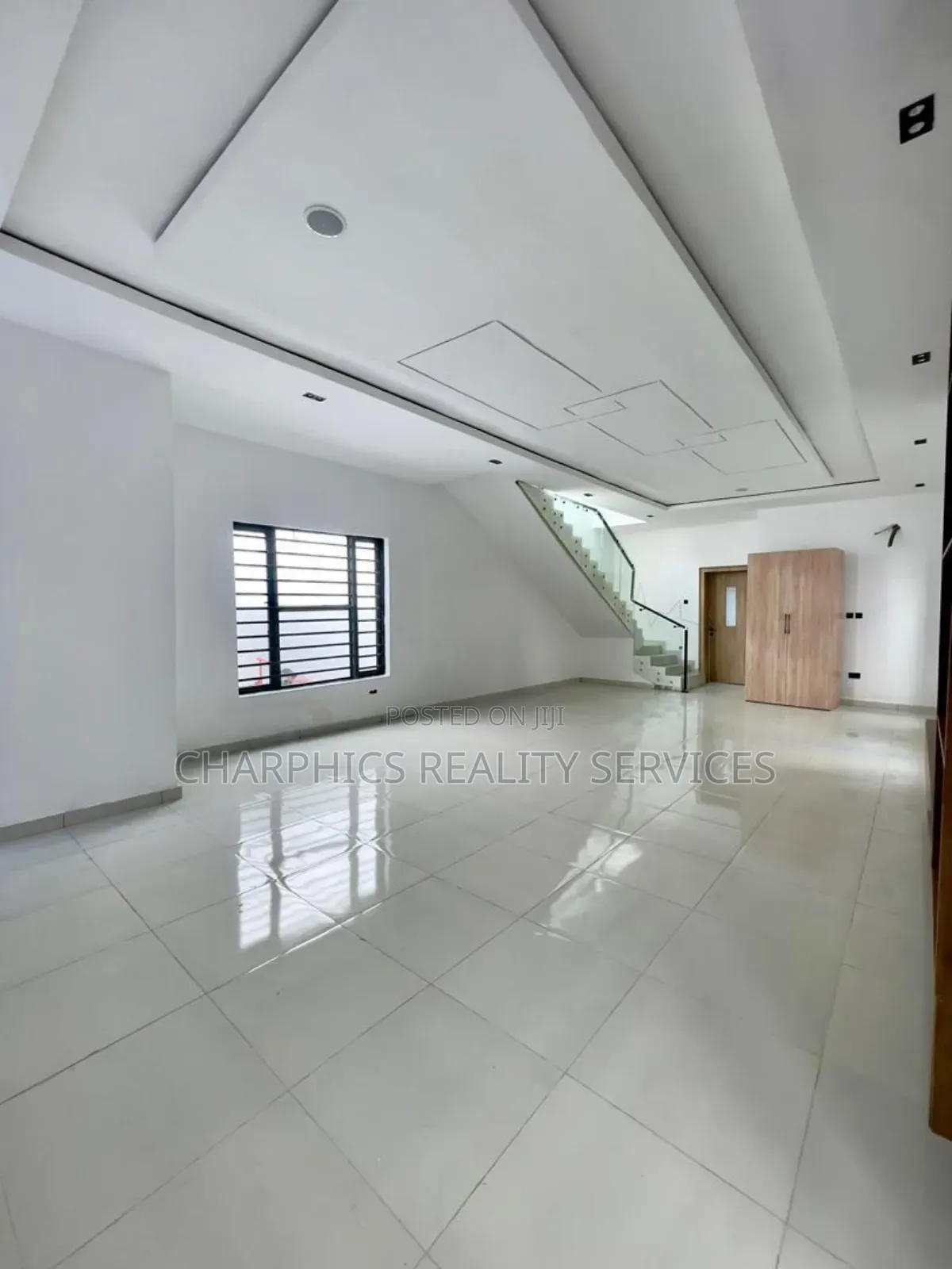 5bdrm Duplex in Ajah for sale in Ajah