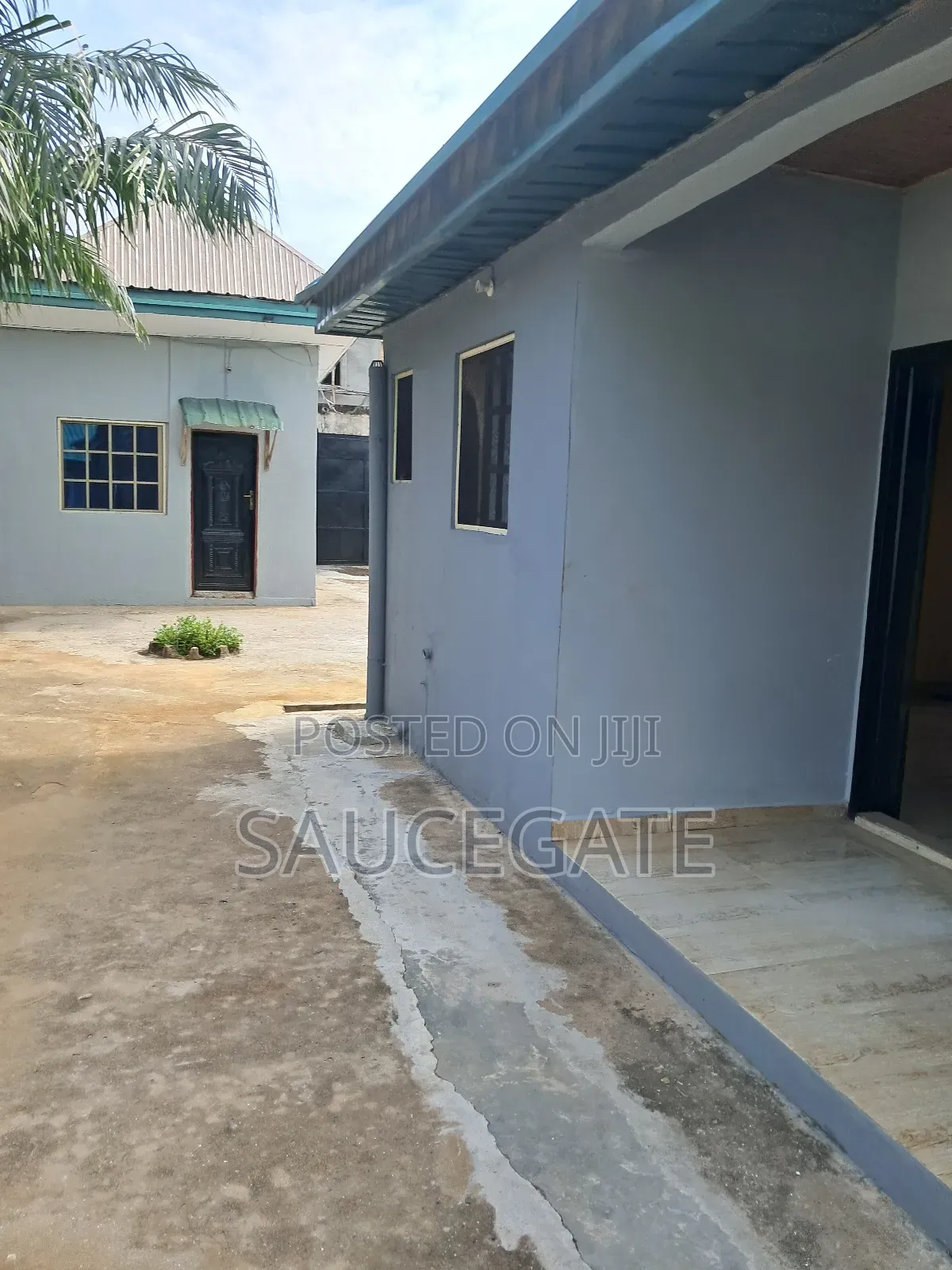 1bdrm Apartment in Olasulonye Ijegun, Satellite Town for rent in Satellite Town