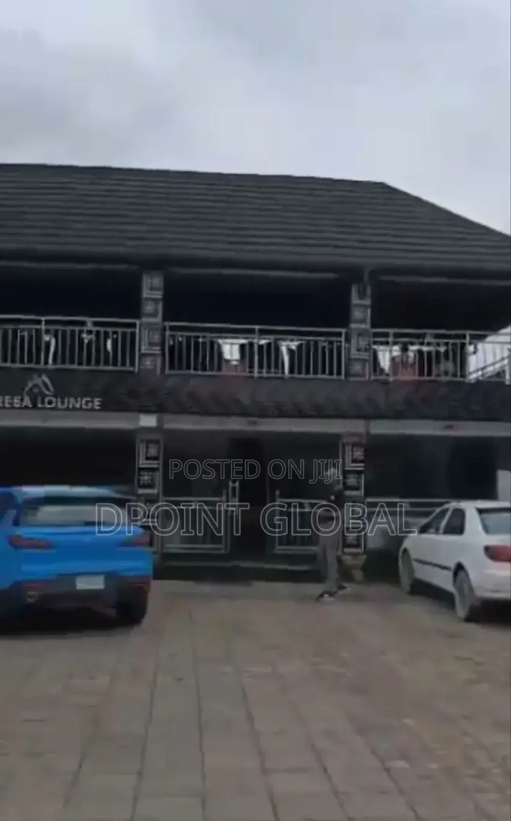 Big Hotel , Suit and Bars in Airport Road / Oshodi