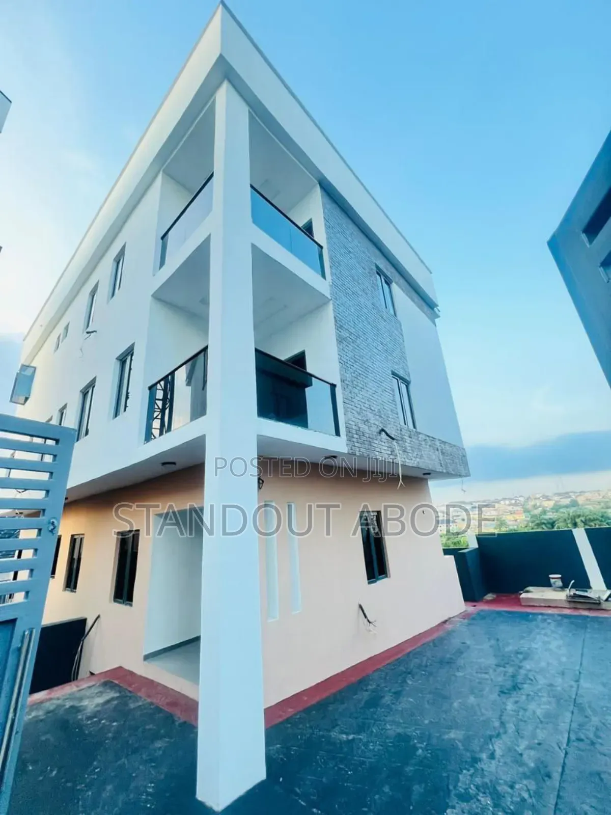 5bdrm Duplex in Inside An Estate, GRA Phase 2 Shangisha for sale in GRA Phase 2 Shangisha