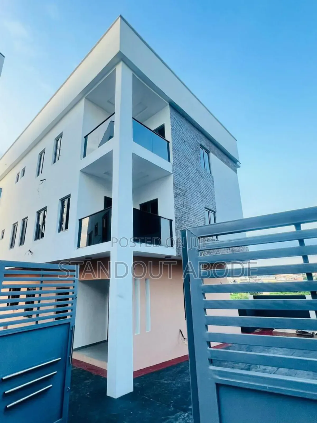 5bdrm Duplex in Inside An Estate, GRA Phase 2 Shangisha for sale in GRA Phase 2 Shangisha