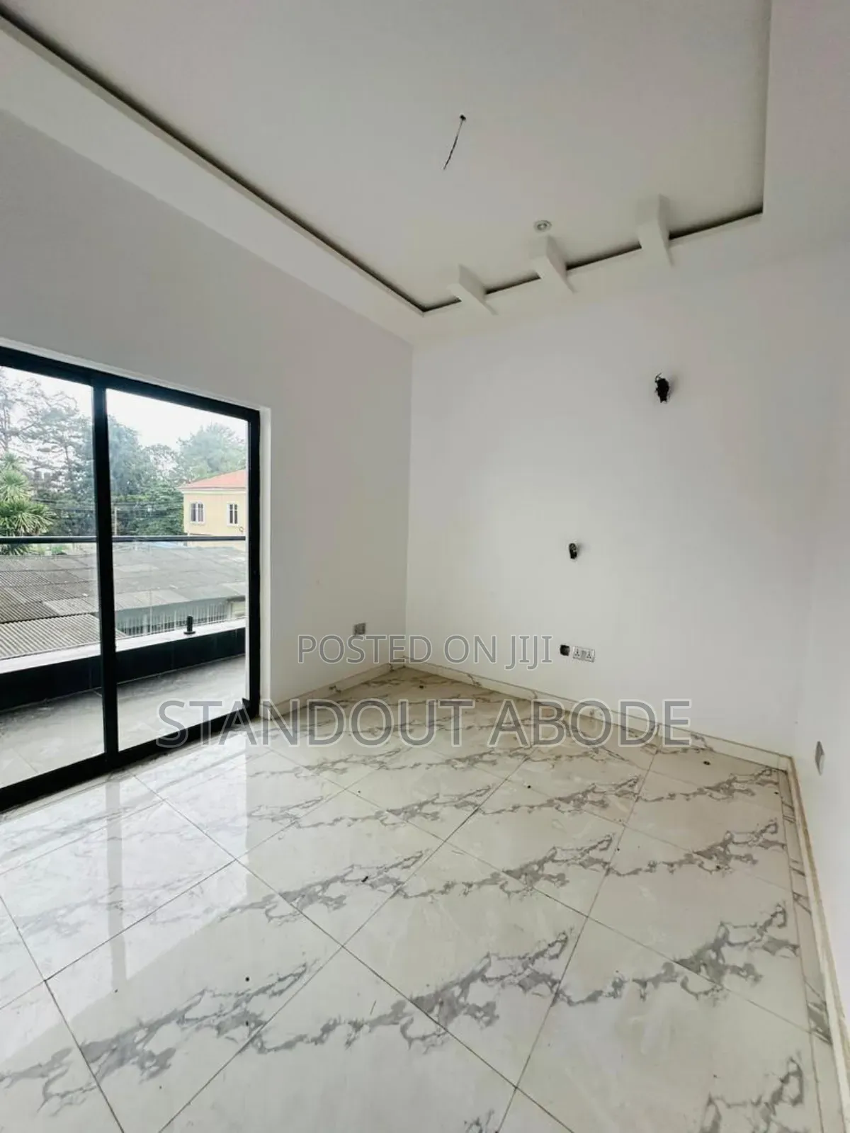 5bdrm Duplex in In An Estate, GRA Phase 2 Shangisha for sale in GRA Phase 2 Shangisha