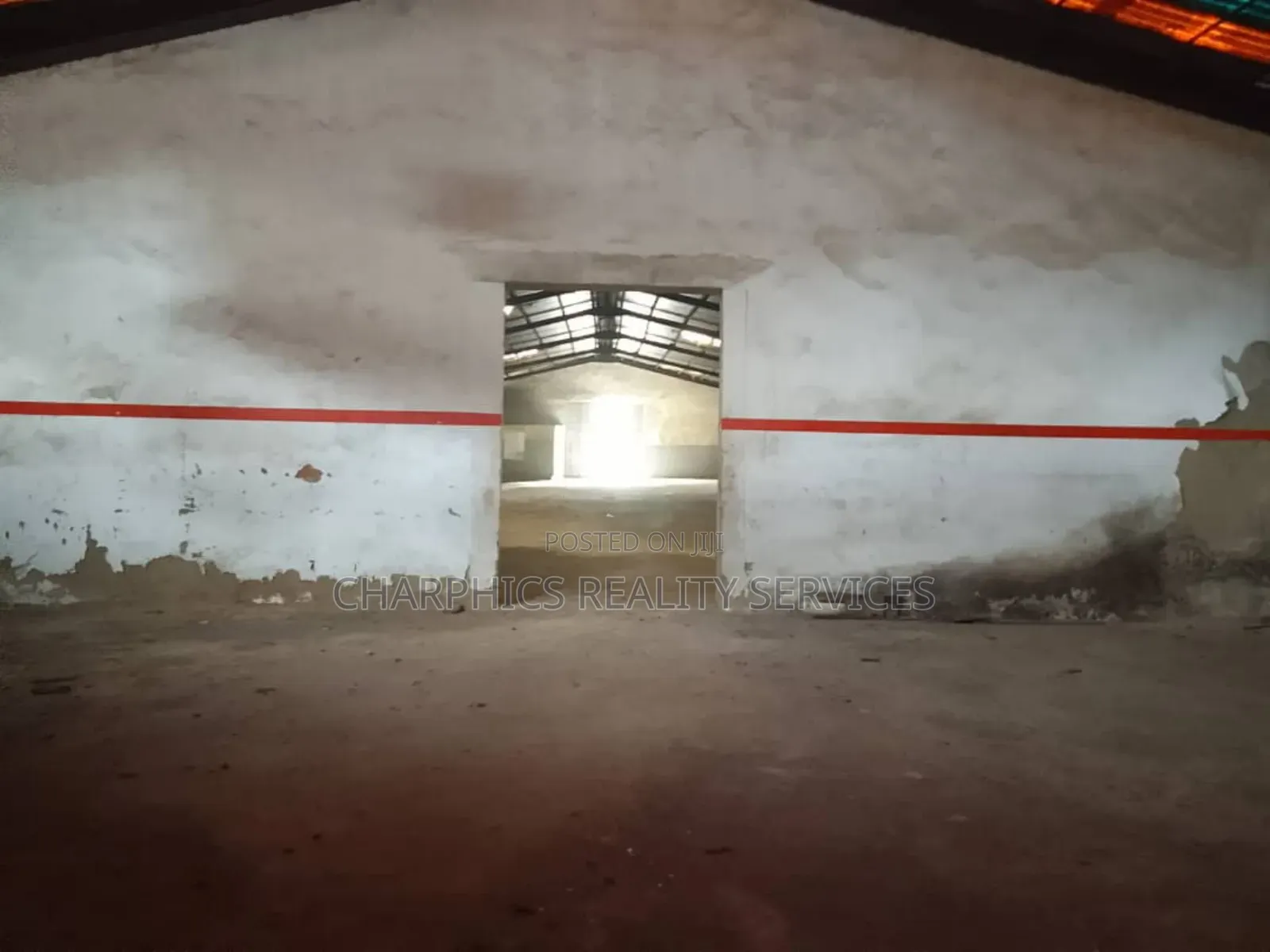 Warehouse, 1800sqm Along Oshodi Apapa Express in Oshodi Expressway