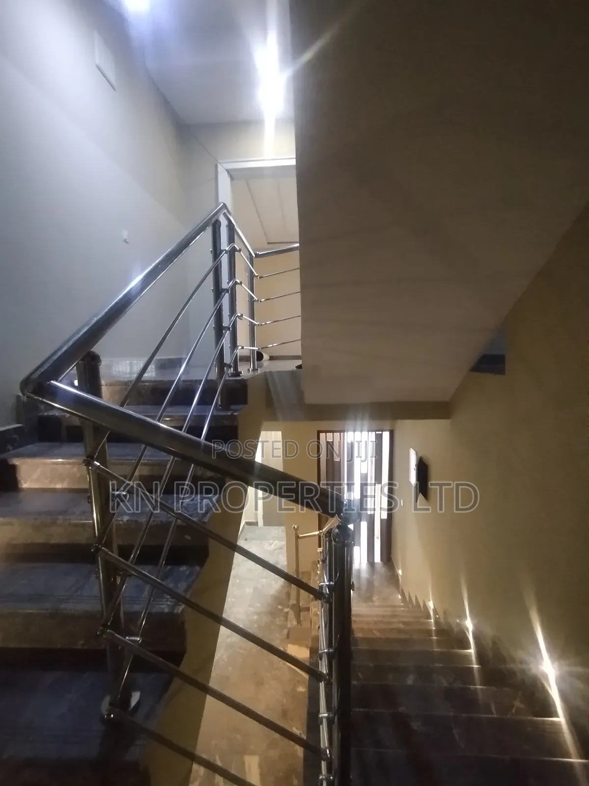 4bdrm Townhouse / Terrace in Gusape, Guzape District for rent in Guzape District