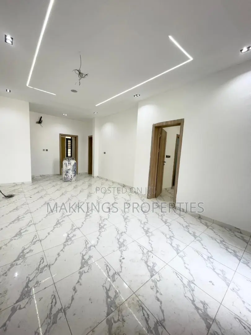 2bdrm Apartment in Chevron for sale in Chevron