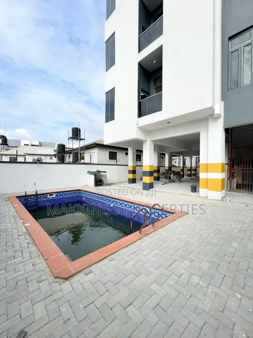 3bdrm Apartment in Chevron for sale in Chevron