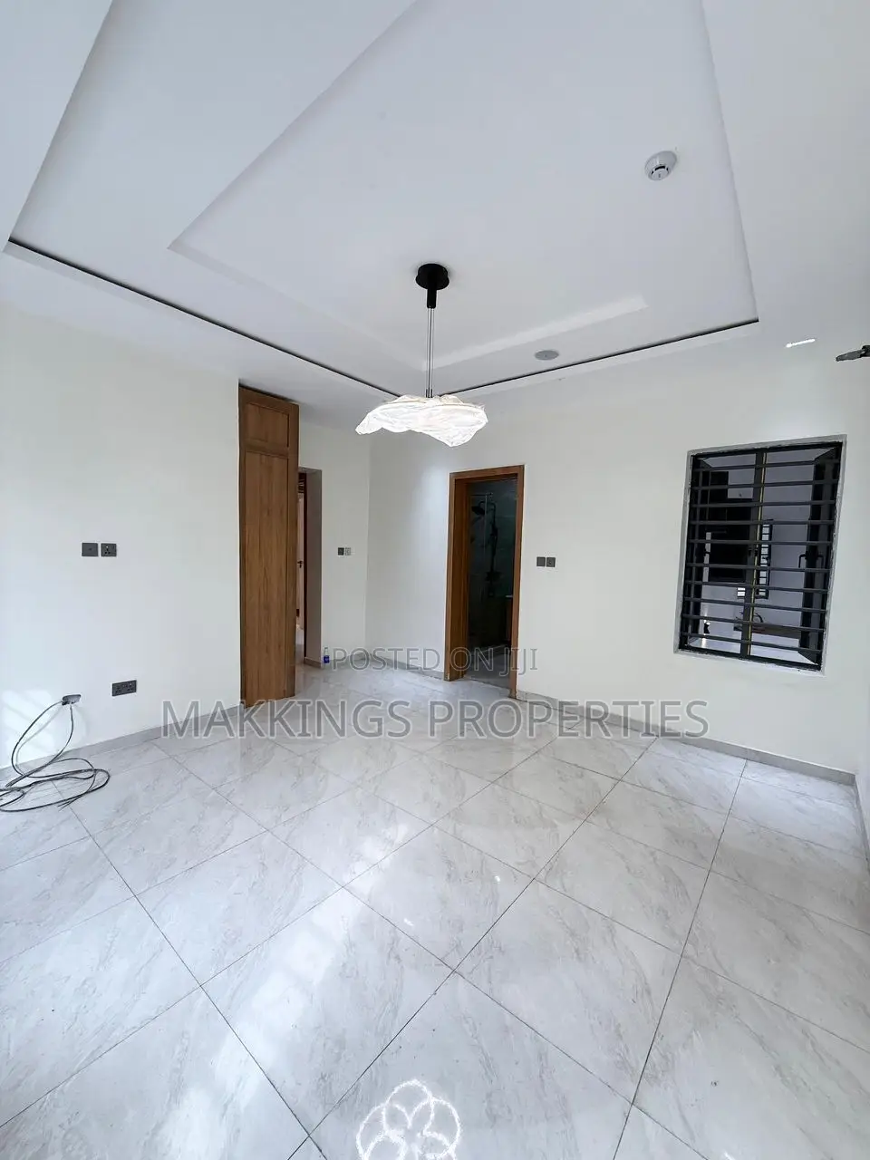3bdrm Apartment in Ikate for sale in Ikate