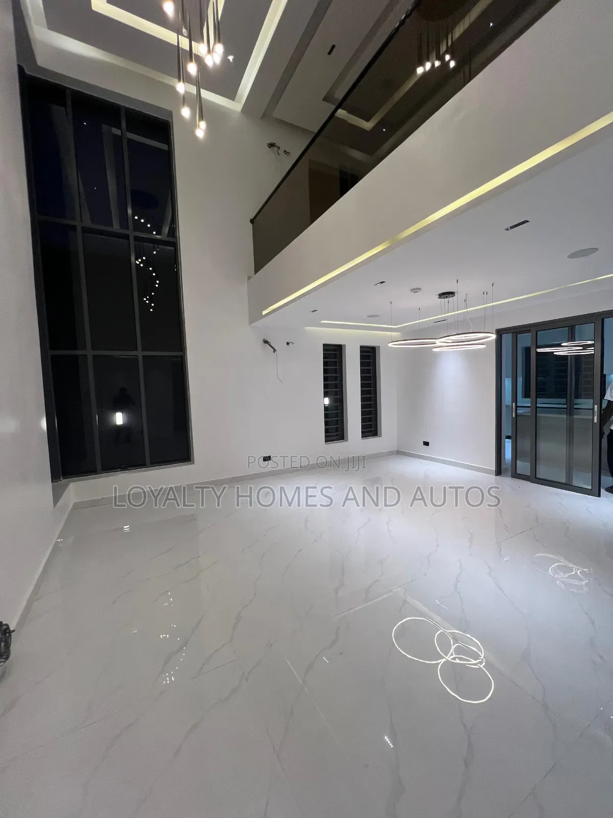 Furnished 5bdrm Duplex in GRA Phase 2 Shangisha for sale in GRA Phase 2 Shangisha