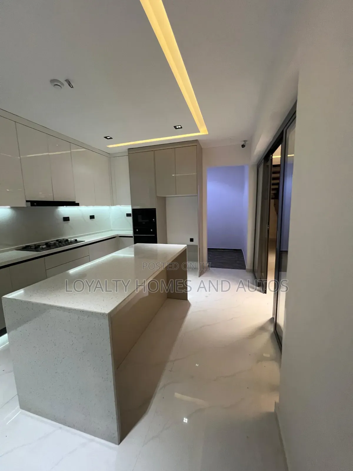 Furnished 5bdrm Duplex in GRA Phase 2 Shangisha for sale in GRA Phase 2 Shangisha
