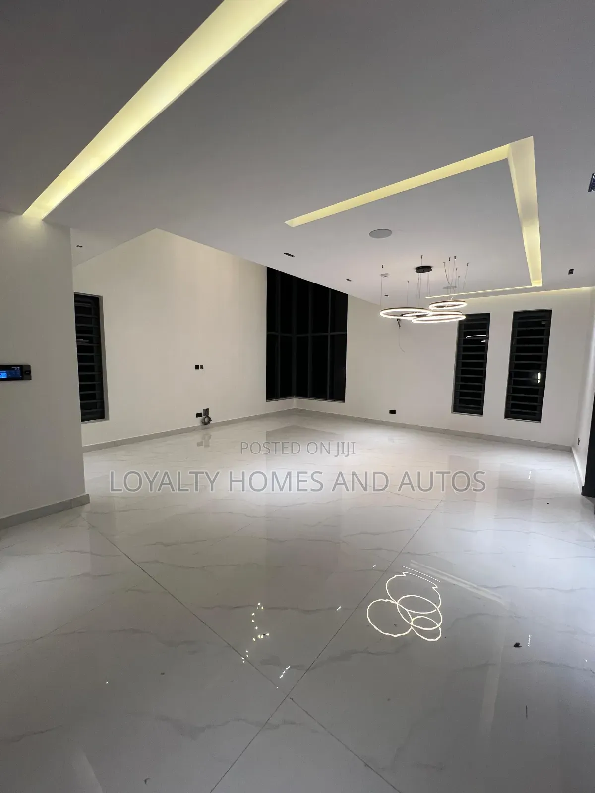 Furnished 5bdrm Duplex in GRA Phase 2 Shangisha for sale in GRA Phase 2 Shangisha