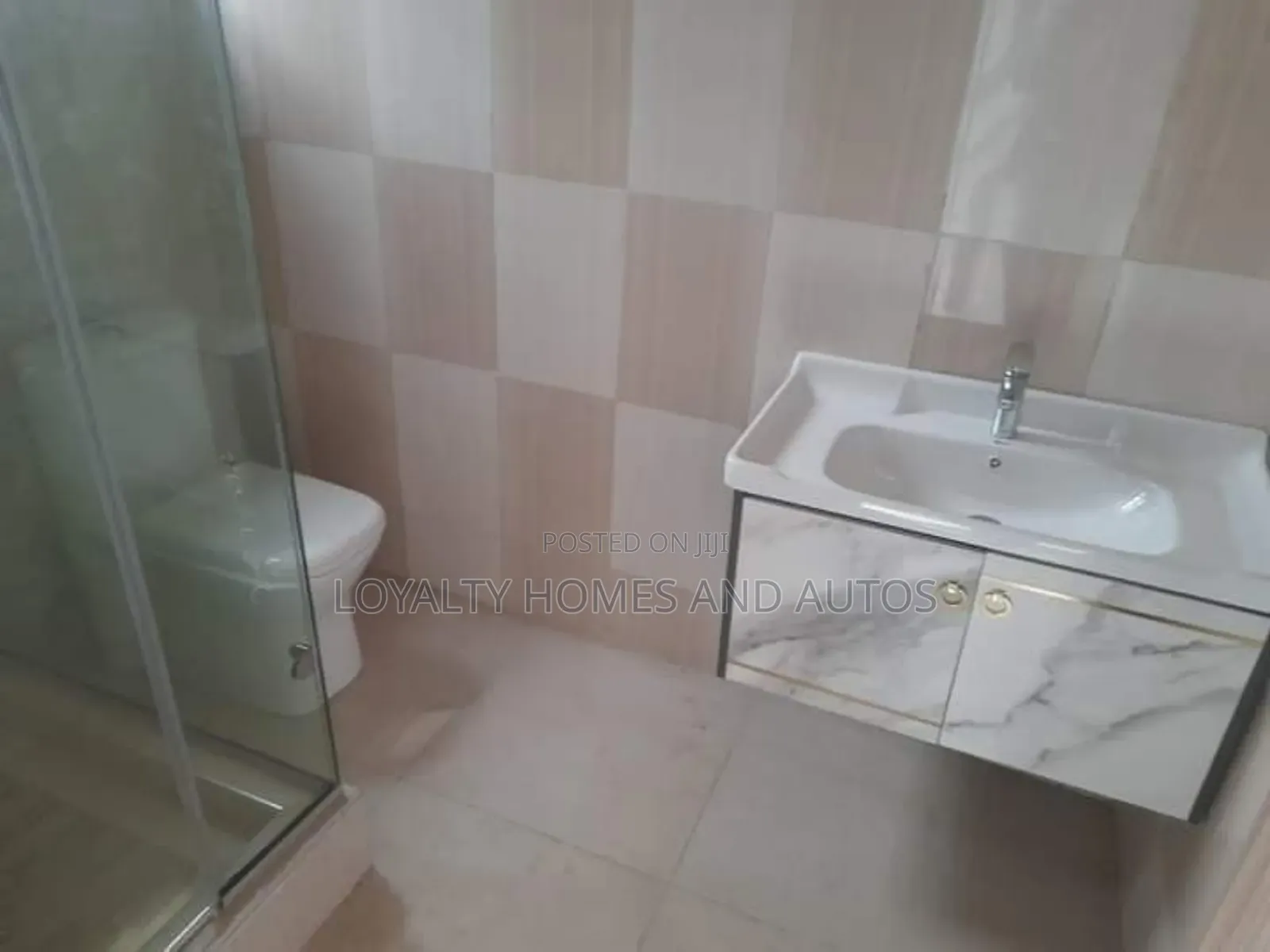 Furnished 4bdrm Duplex in Ismail Estate, Onigbongbo for sale in Onigbongbo