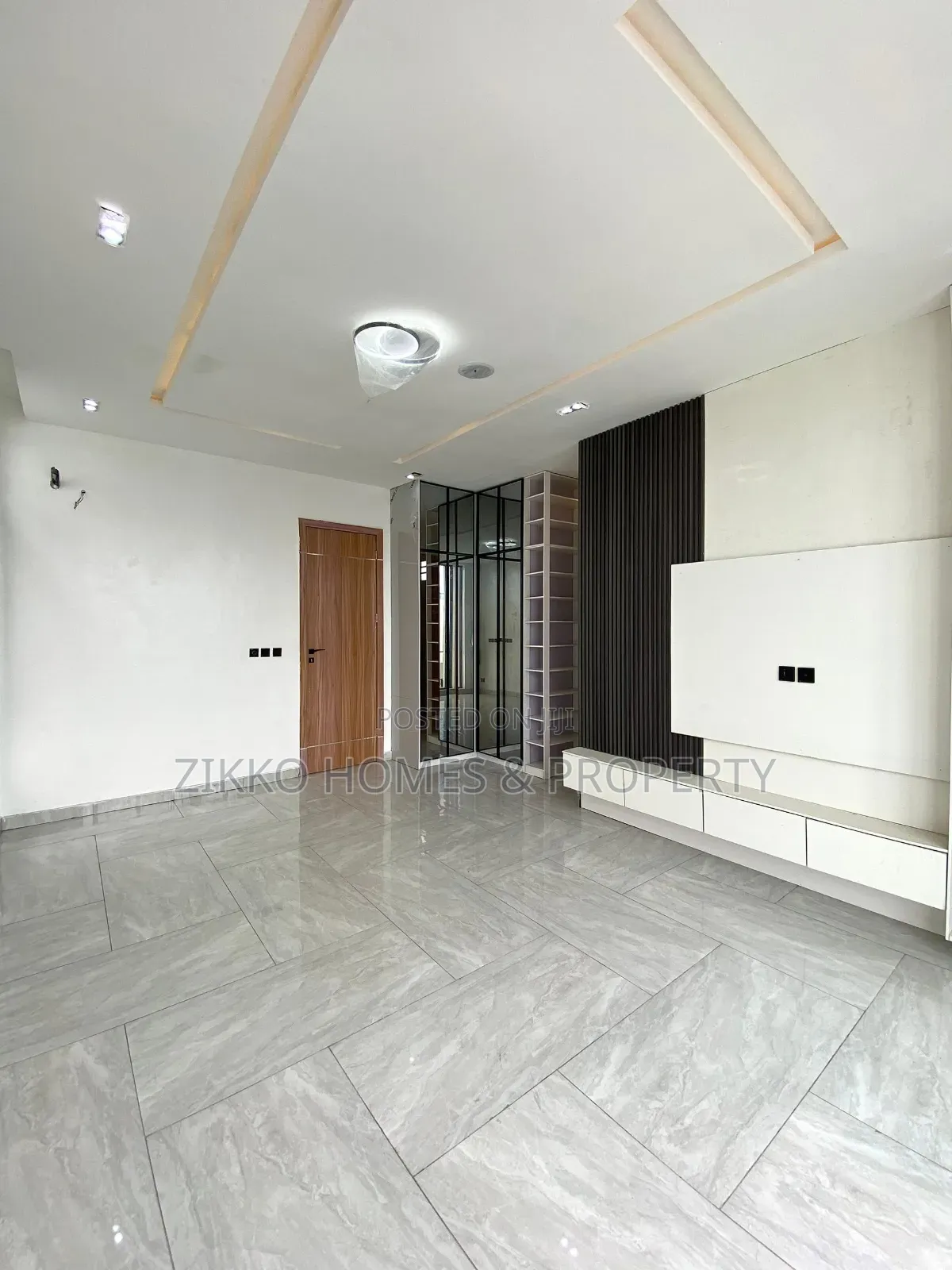 4bdrm Duplex in Orchid Road, Lekki for sale in Lekki