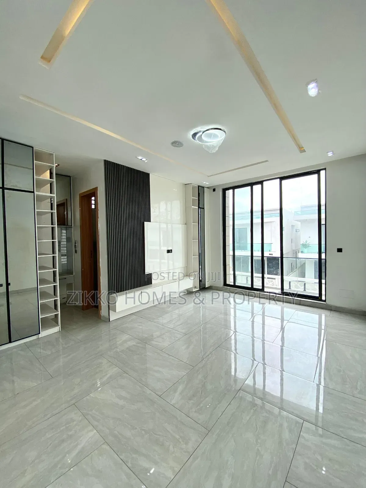 4bdrm Duplex in Orchid Road, Lekki for sale in Lekki