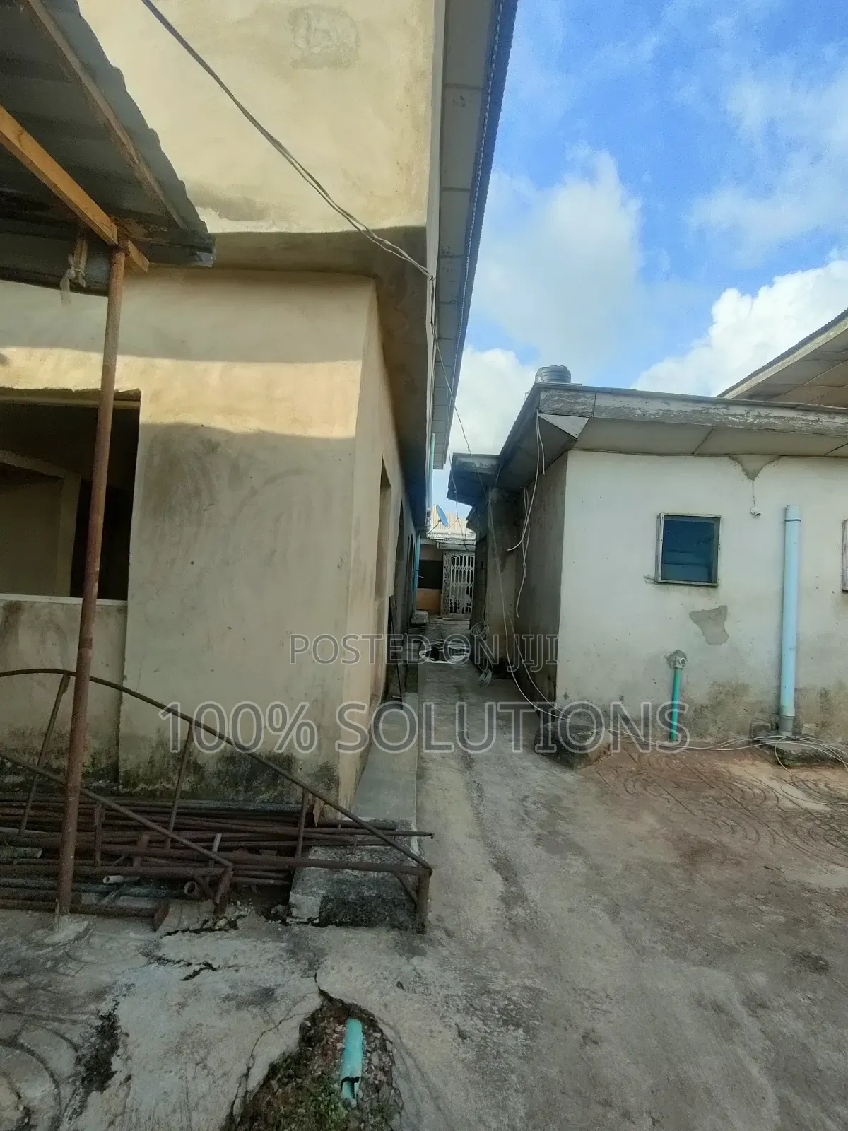 6bdrm Block of Flats in Alimosho for sale in Alimosho