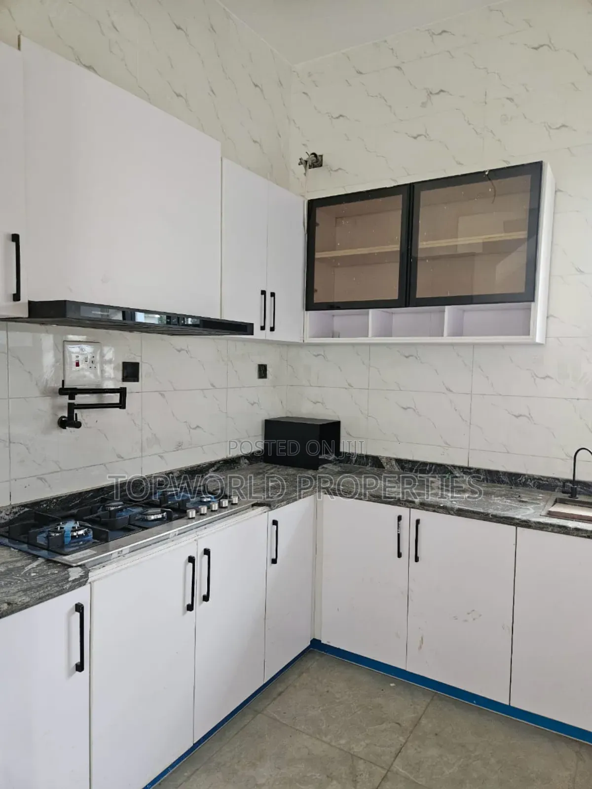 4bdrm Duplex in Ikeja Gra for sale in Ikeja GRA