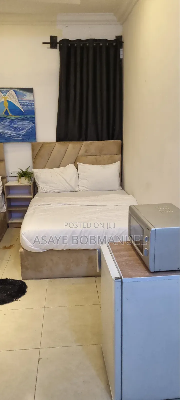 Female Shortlet Apartment in Lekki