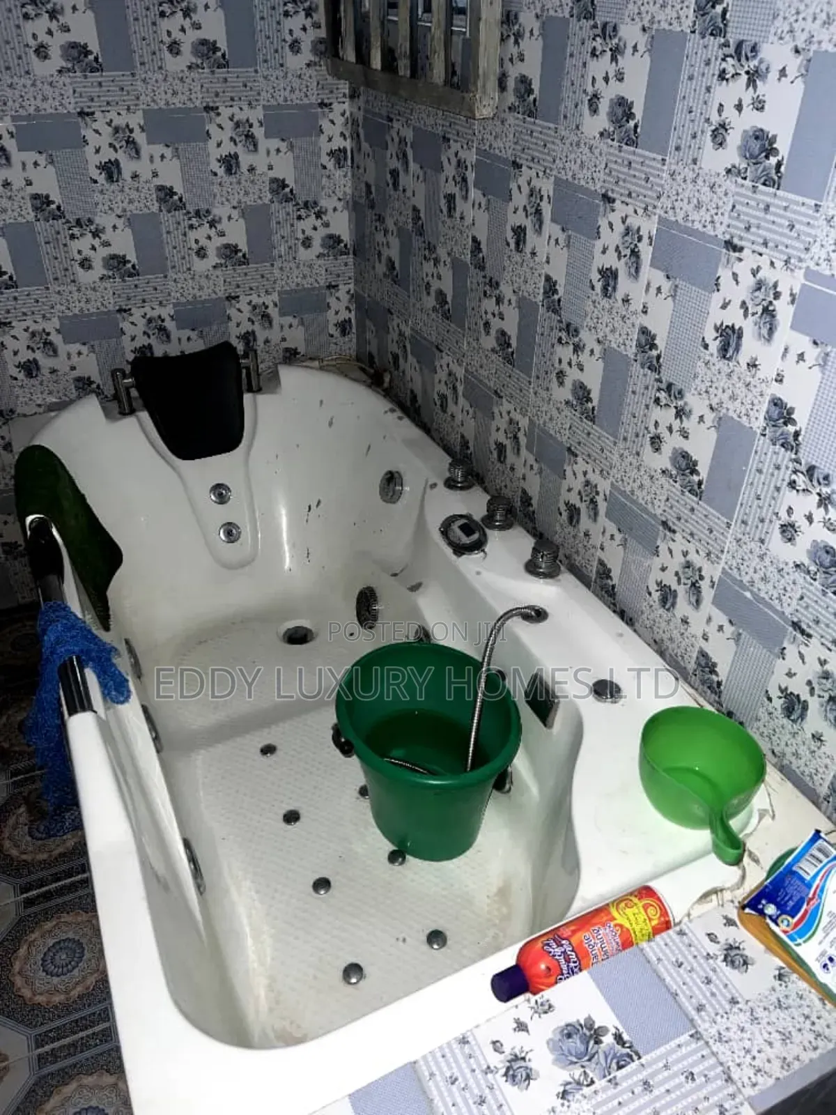 5bdrm Duplex in Osongama Estate, Uyo for sale in Uyo