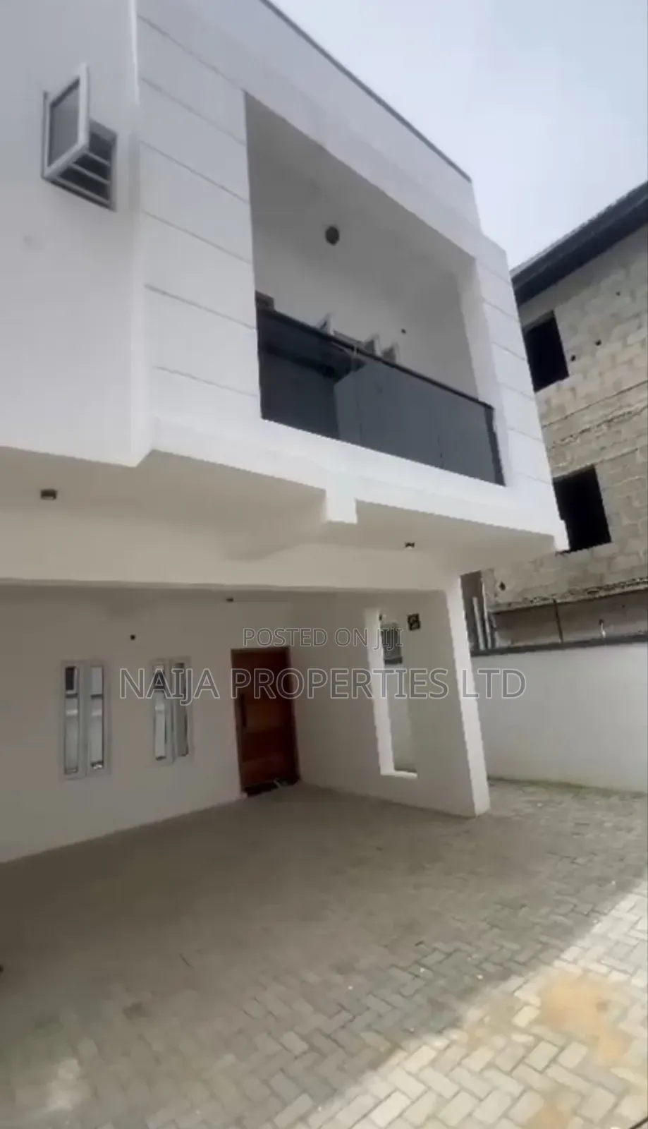 3bdrm Townhouse/Terrace in Blenco, Sangotedo for sale in Sangotedo