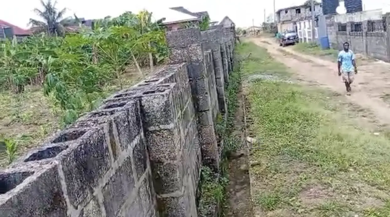 2plots of Land for Sale at Ekerin, Ologuneru, Eleyele Ibadan in Ologuneru