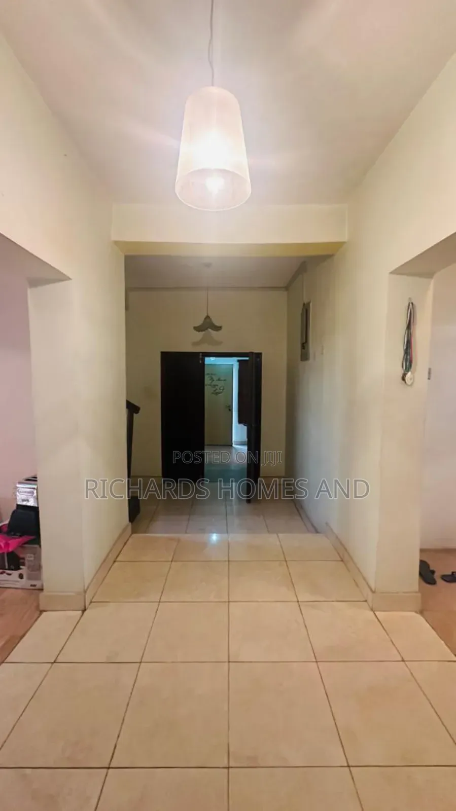 4bdrm House in Chevron for sale in Chevron