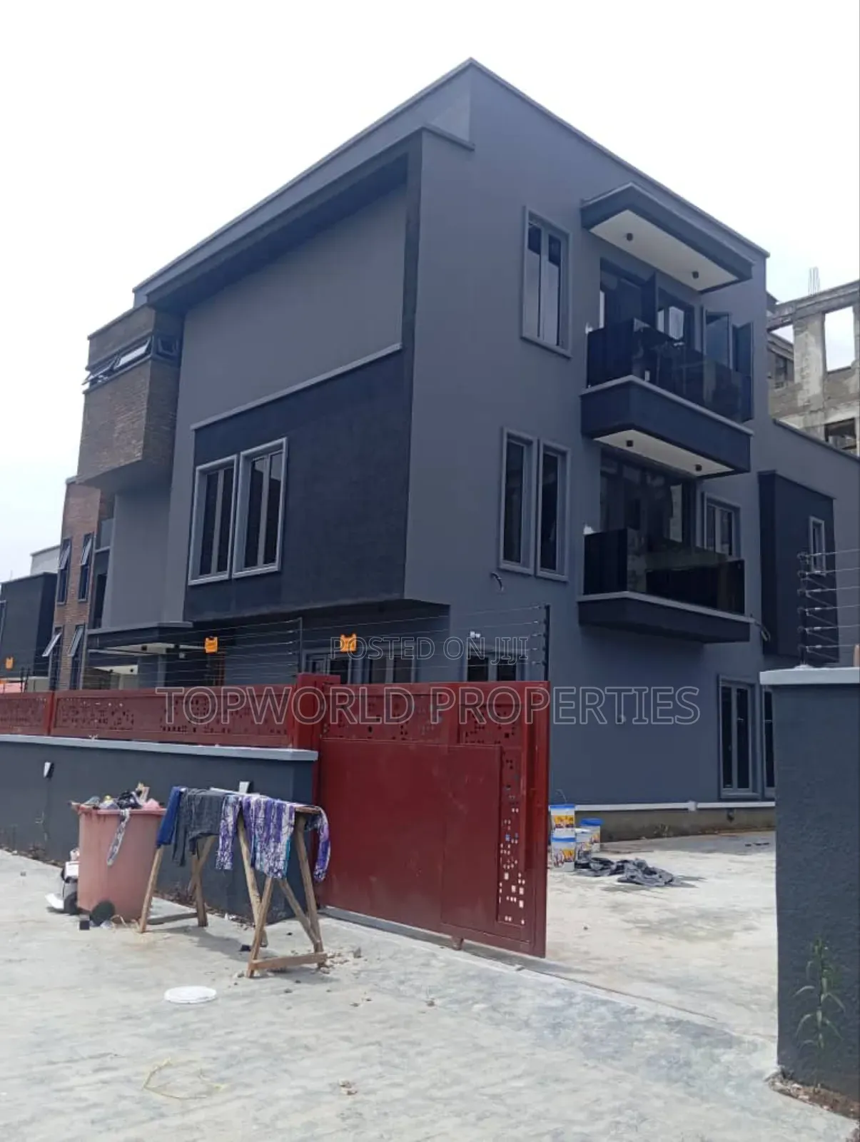 5bdrm Duplex in Ikeja Gra for sale in Ikeja GRA