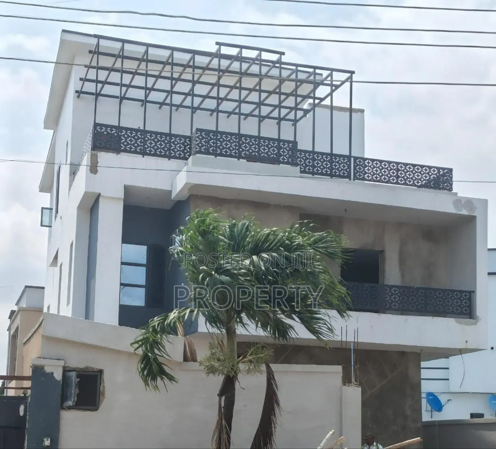 5bdrm Duplex in Omole Phase 1 for sale in Omole Phase 1