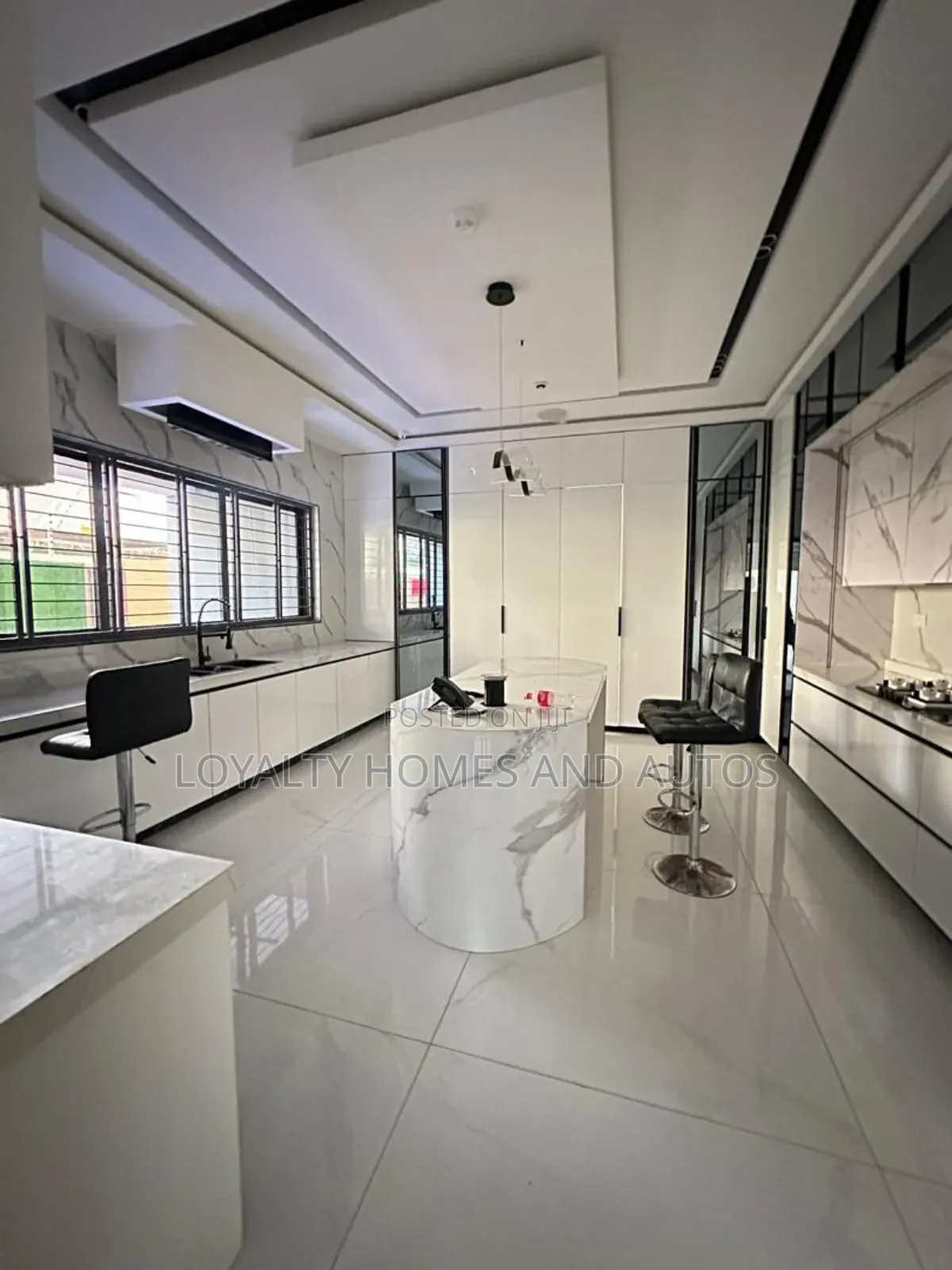Furnished 5bdrm Duplex in Lekki Phase 1 for sale in Lekki Phase 1