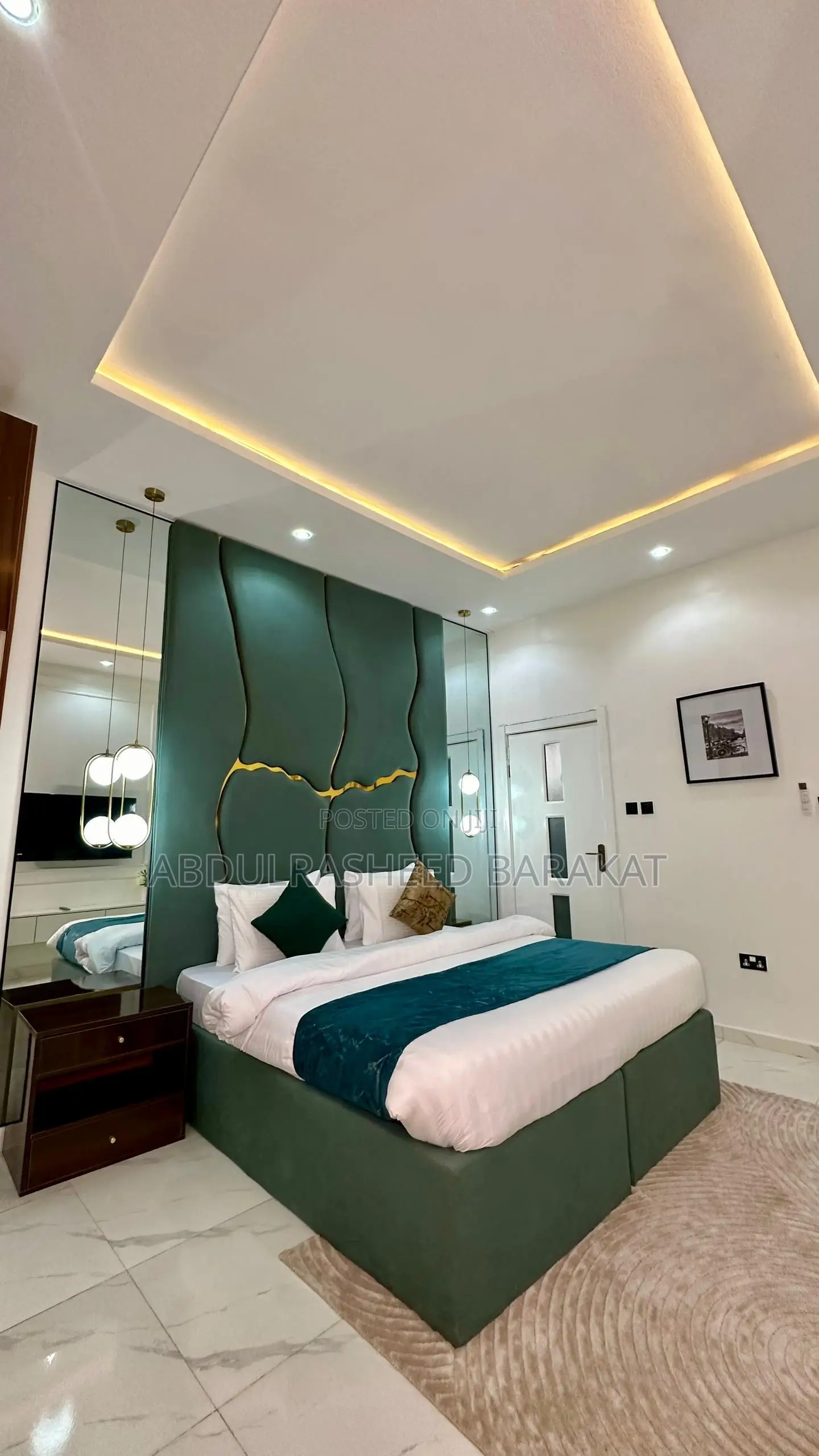 Luxury 2 Bedroom Apartment With Pool Gym Balcony in Ikate