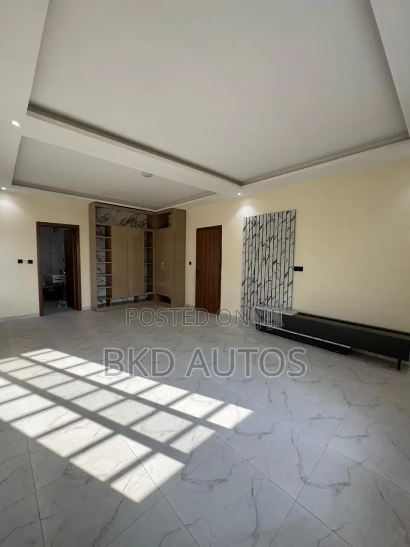 4bdrm Duplex in Ikeja for sale in Ikeja