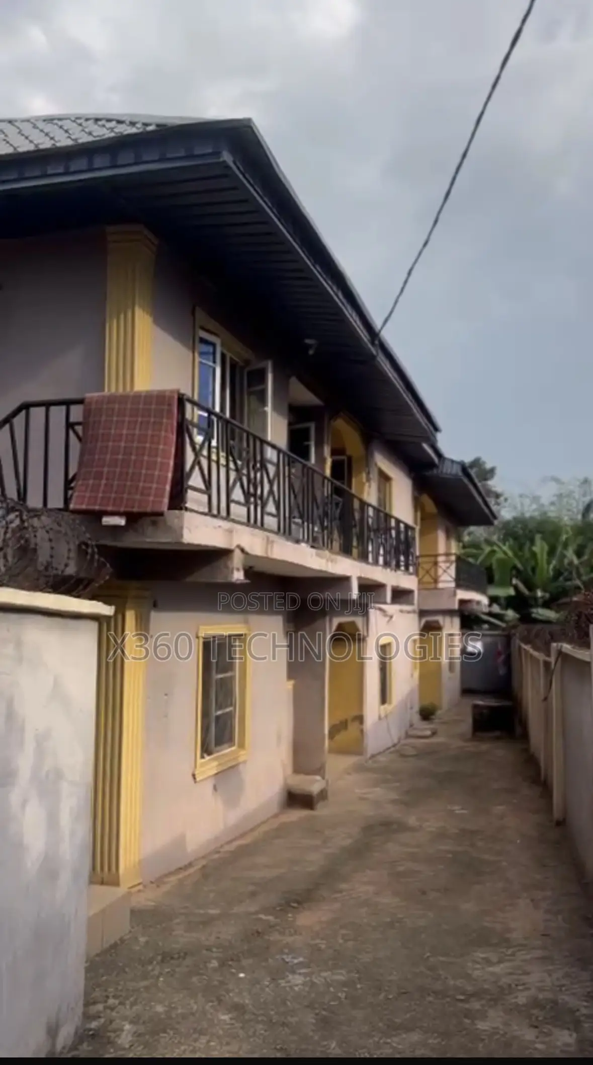 12bdrm House in Onikolobo, Abeokuta South for sale in Abeokuta South