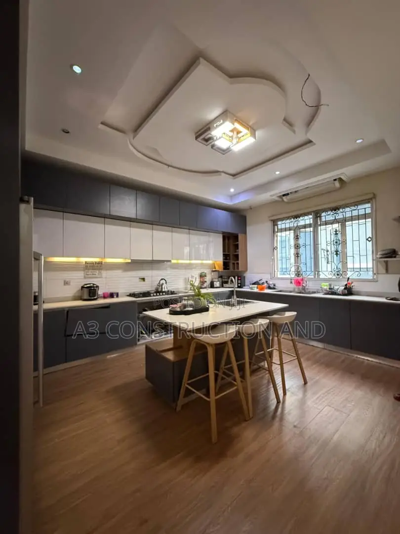 Furnished 6bdrm Duplex in Aerodrome, Samonda for sale in Samonda