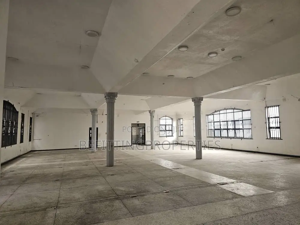 Well-Built and Strategically Located 1,500sqm Office Block in Ikeja