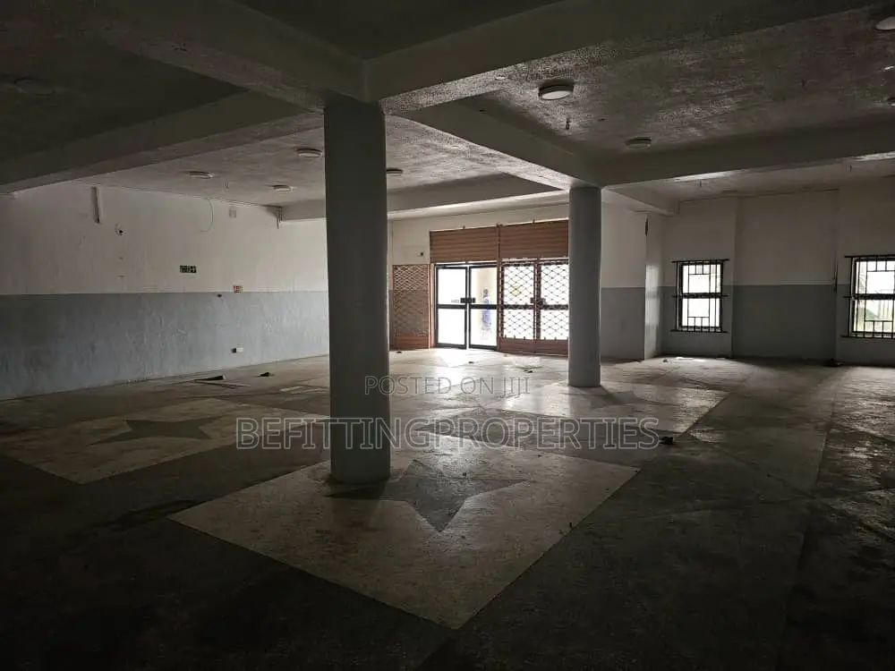 Well-Built and Strategically Located 1,500sqm Office Block in Ikeja