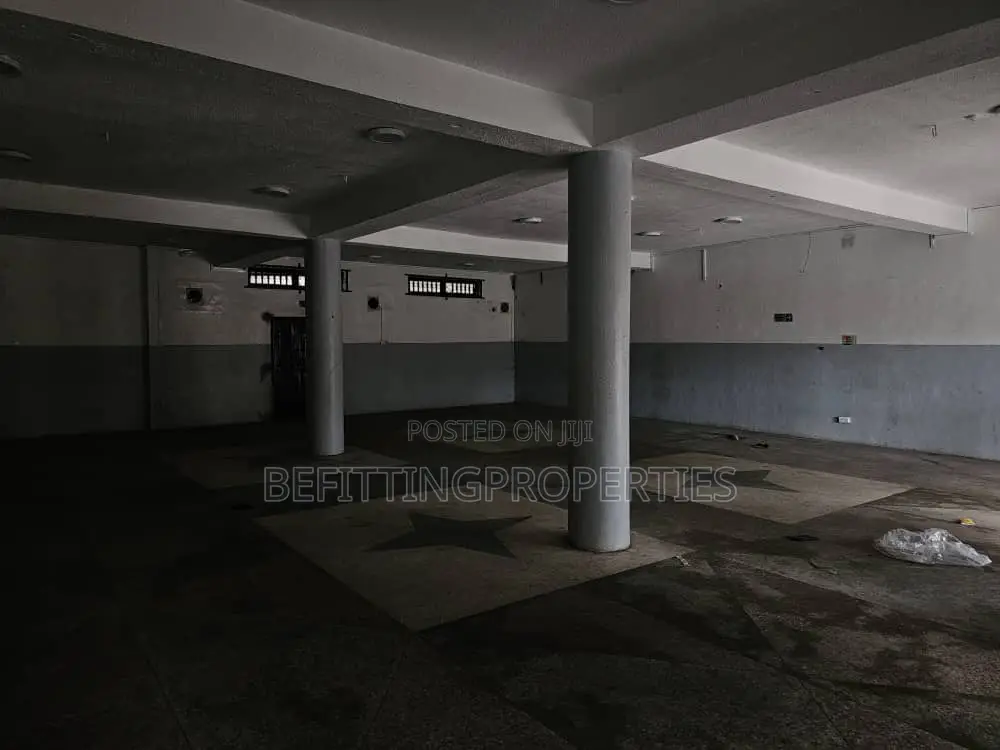 Well-Built and Strategically Located 1,500sqm Office Block in Ikeja
