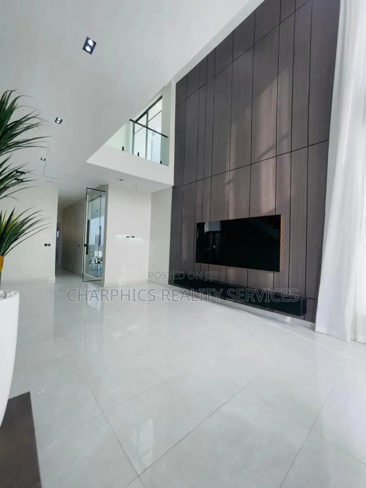 3bdrm Duplex in Banana Island for rent in Banana Island