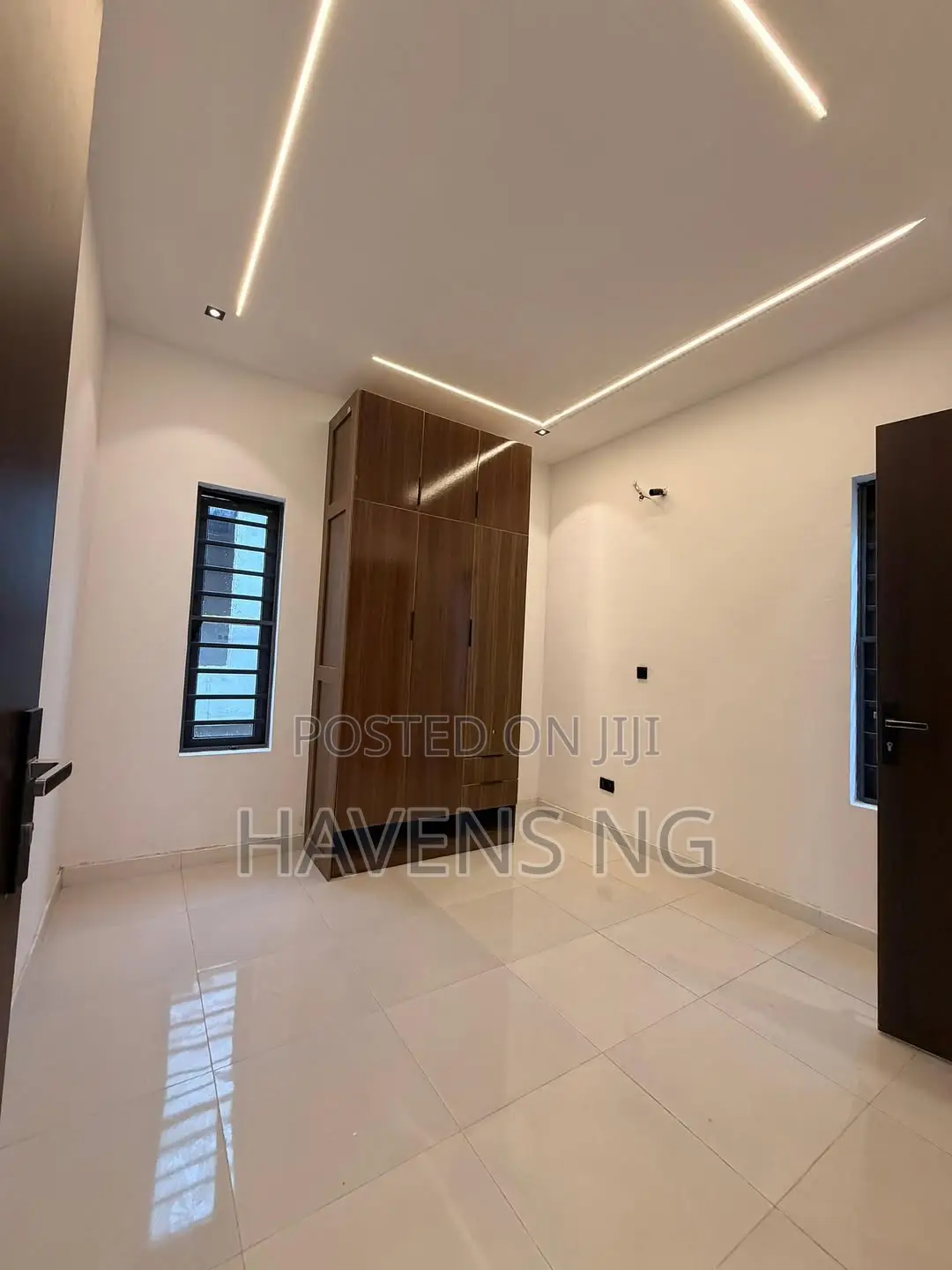 4bdrm Duplex in Off Lekki-Epe Expressway for sale in Off Lekki-Epe Expressway