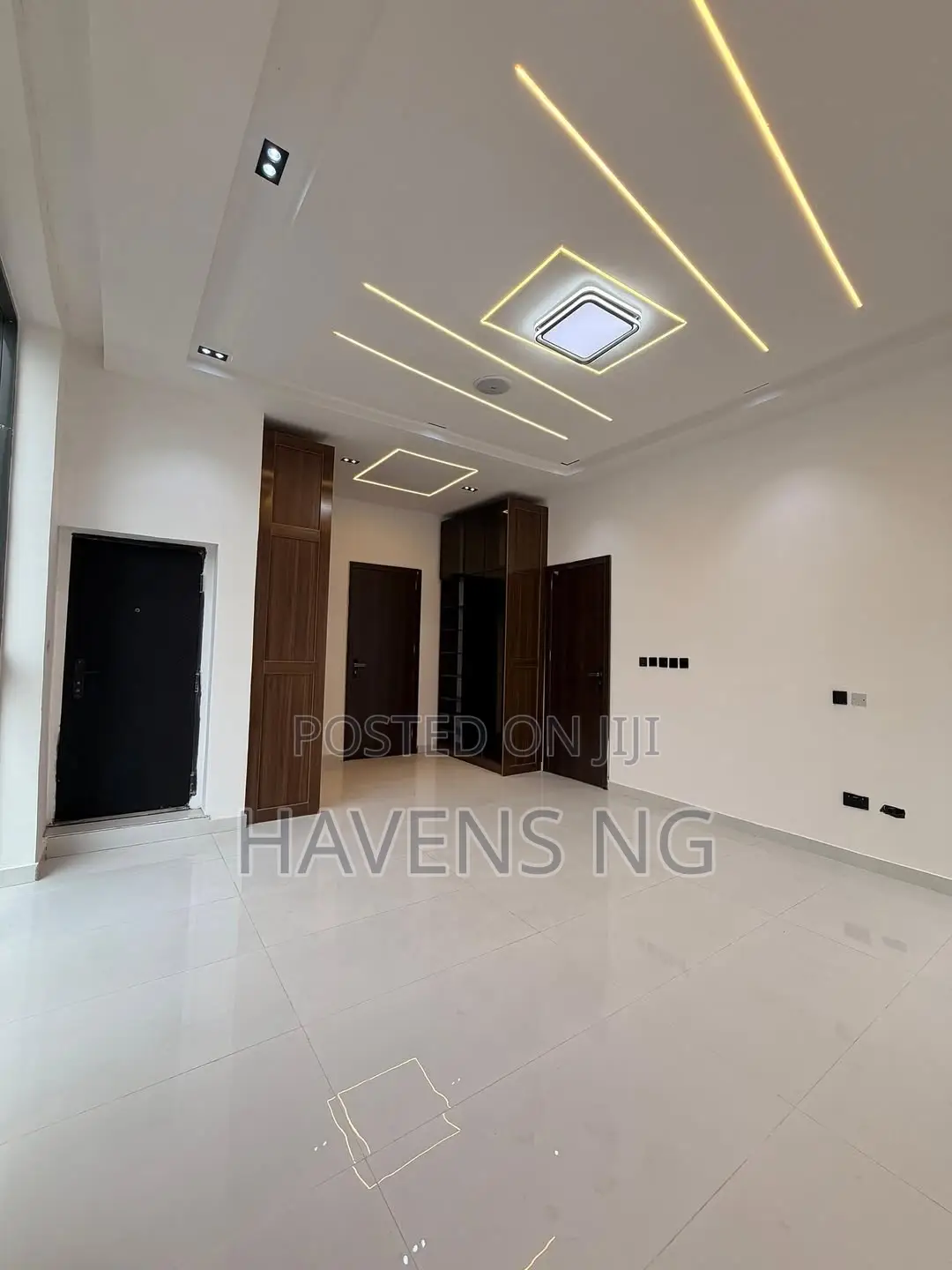 4bdrm Duplex in Off Lekki-Epe Expressway for sale in Off Lekki-Epe Expressway