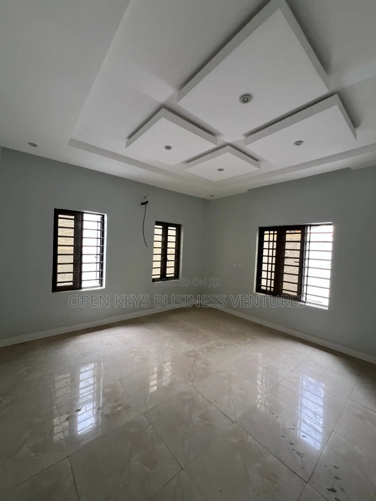 Furnished 5bdrm Bungalow in Aiyegoro, Akobo for sale in Akobo