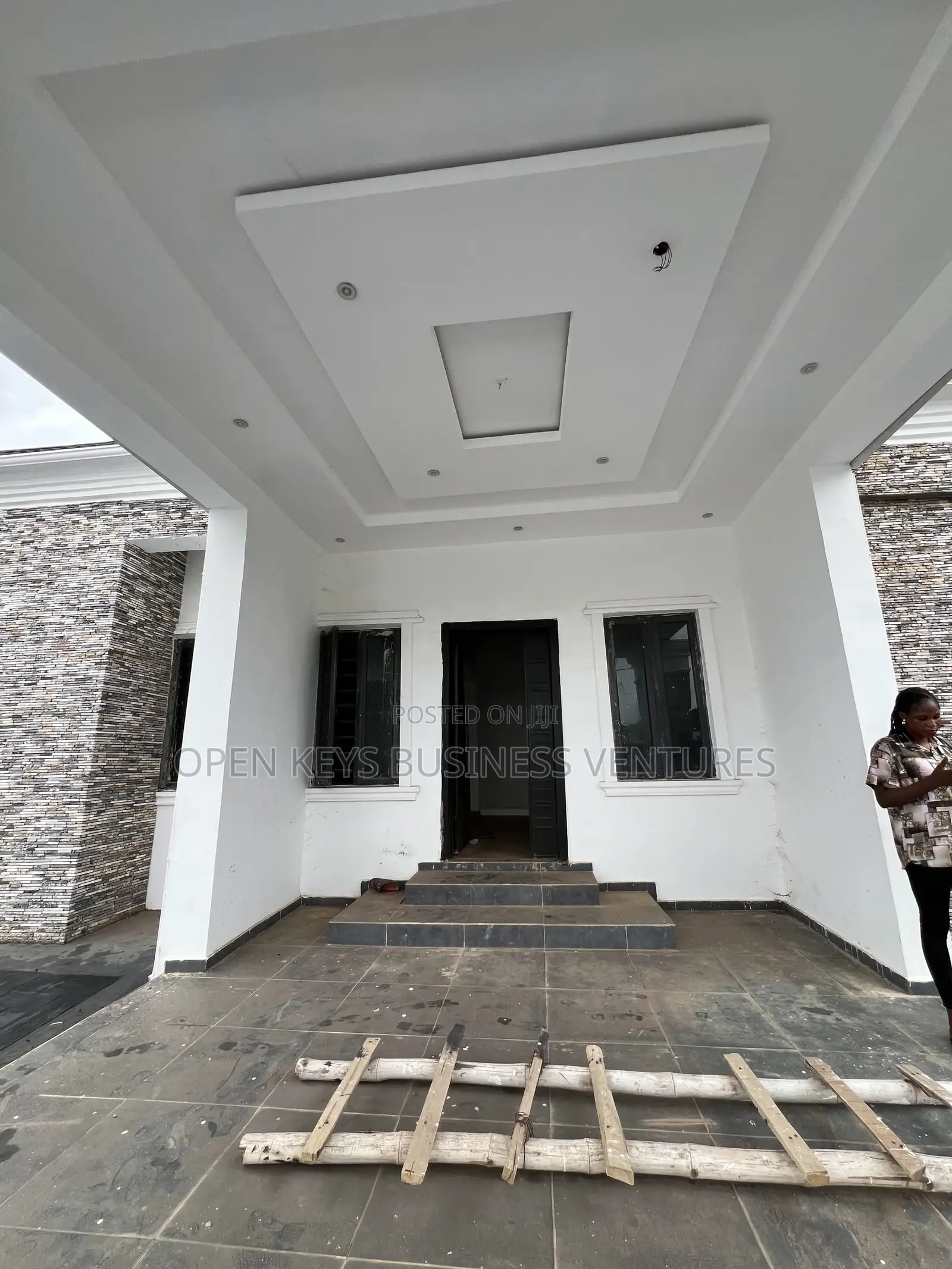 Furnished 5bdrm Bungalow in Aiyegoro, Akobo for sale in Akobo